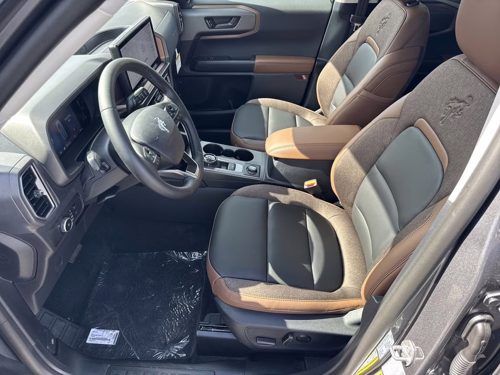 2026 Gray Metallic Ford Bronco Sport Outer Banks 4X4 SUV