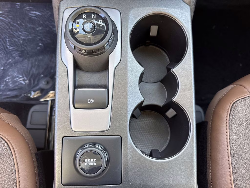 2026 White Metallic Ford Bronco Sport Outer Banks 4X4 SUV