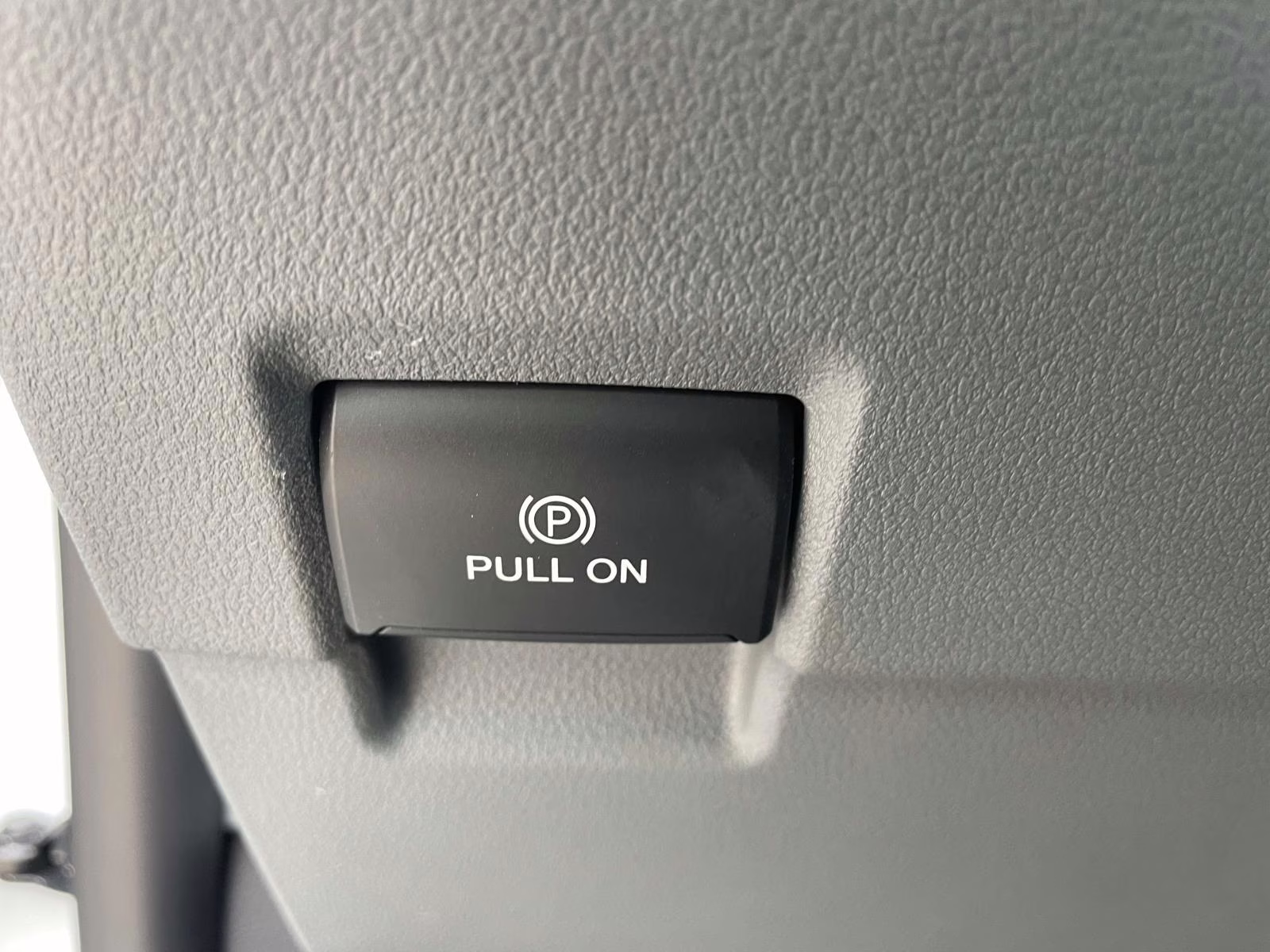 2026 Oxford White Ford Super Duty F-450 DRW XL RWD Chassis