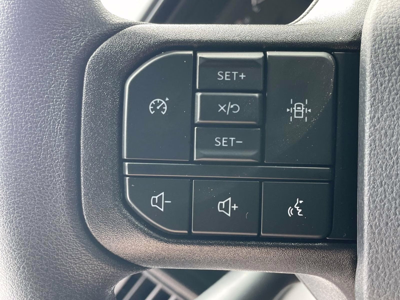 2026 Oxford White Ford Super Duty F-450 DRW XL RWD Chassis