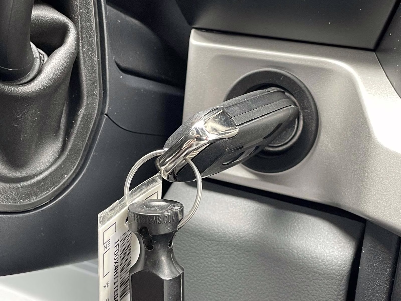 2026 Oxford White Ford Super Duty F-450 DRW XL 4X4 Chassis