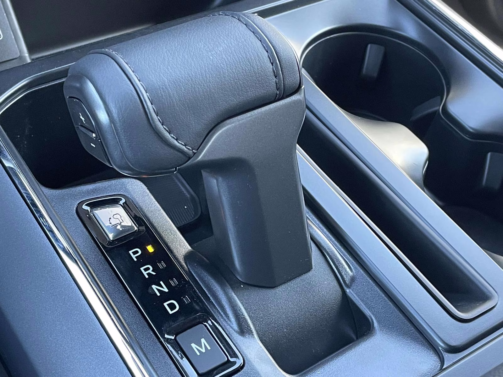 2026 Avalanche Ford F-150 XLT 4X4 Truck