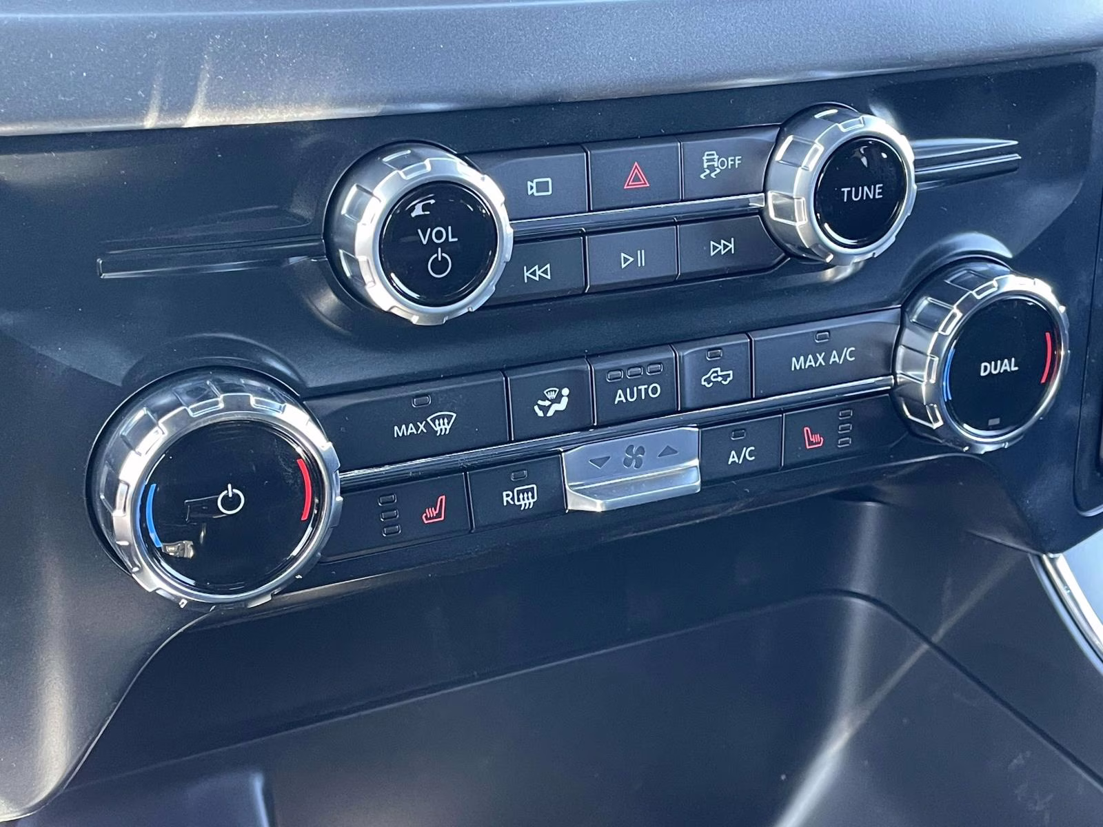 2026 Black Metallic Ford F-150 XLT 4X4 Truck