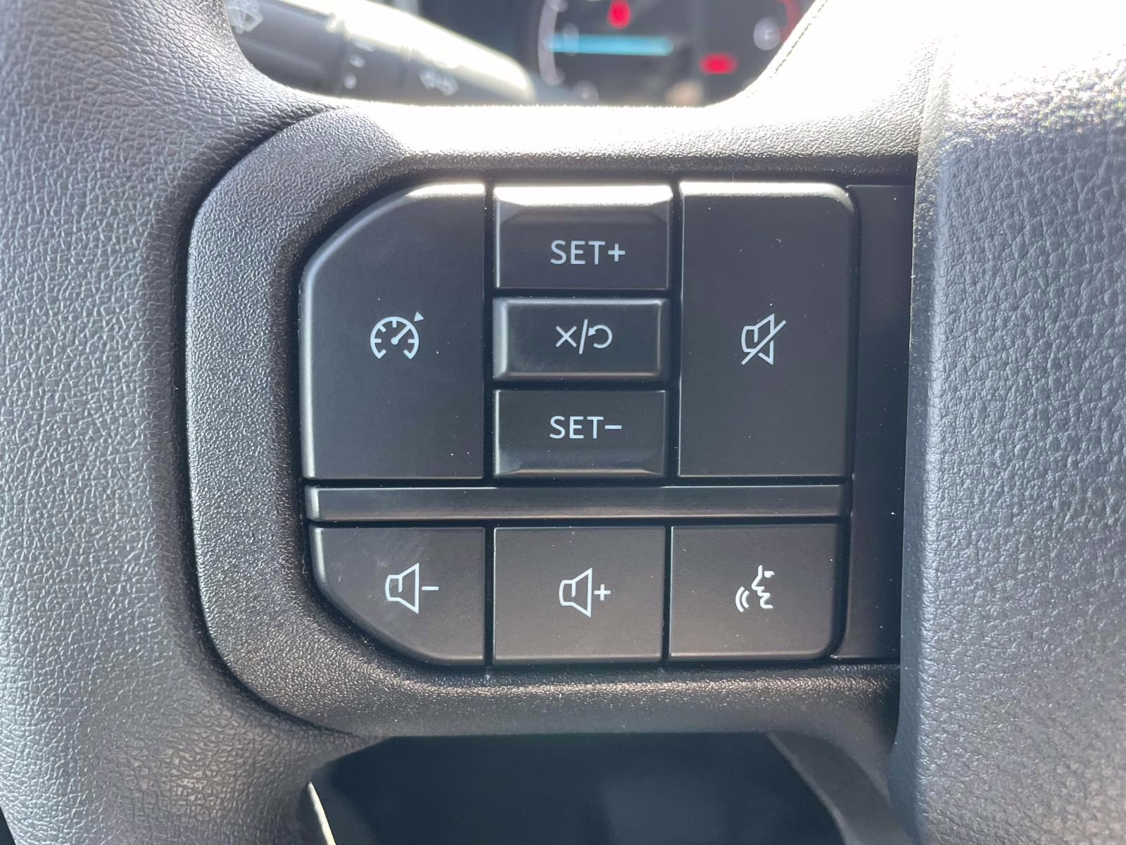 2026 Oxford White Ford Super Duty F-350 DRW XL RWD Truck