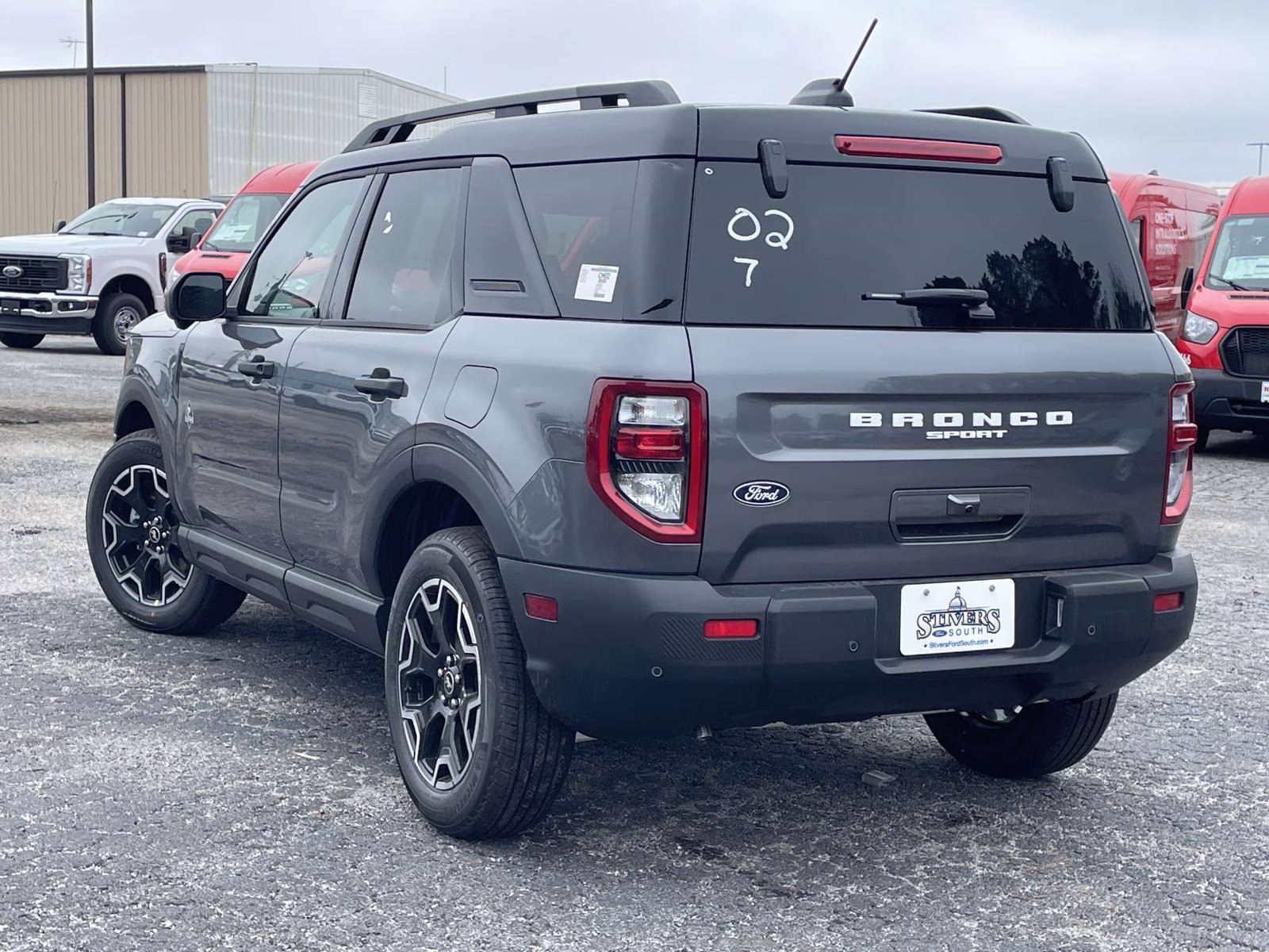 2026 Gray Metallic Ford Bronco Sport Outer Banks 4X4 SUV