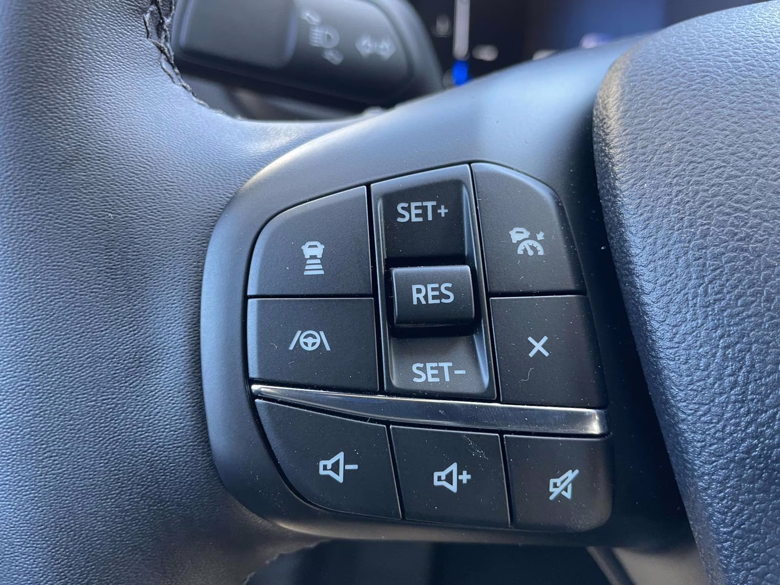 2026 White Metallic Ford Bronco Sport Outer Banks 4X4 SUV