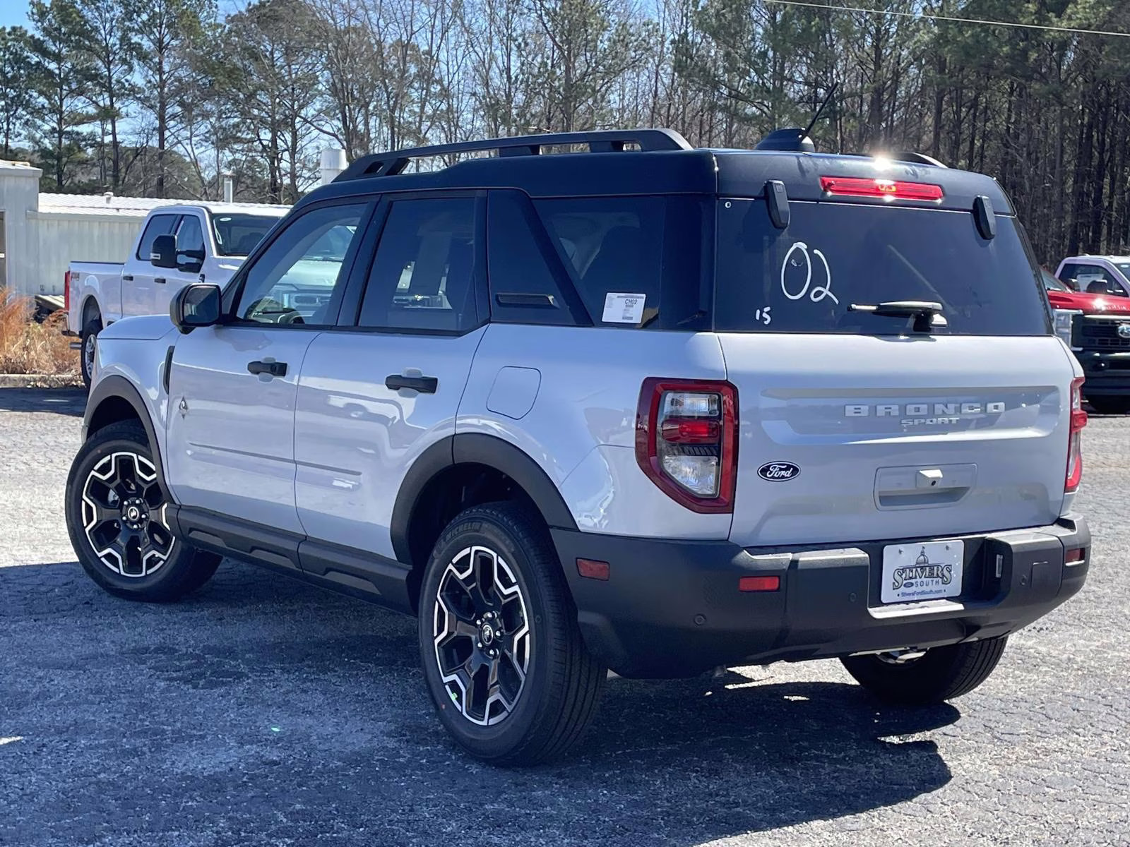 2026 White Metallic Ford Bronco Sport Outer Banks 4X4 SUV