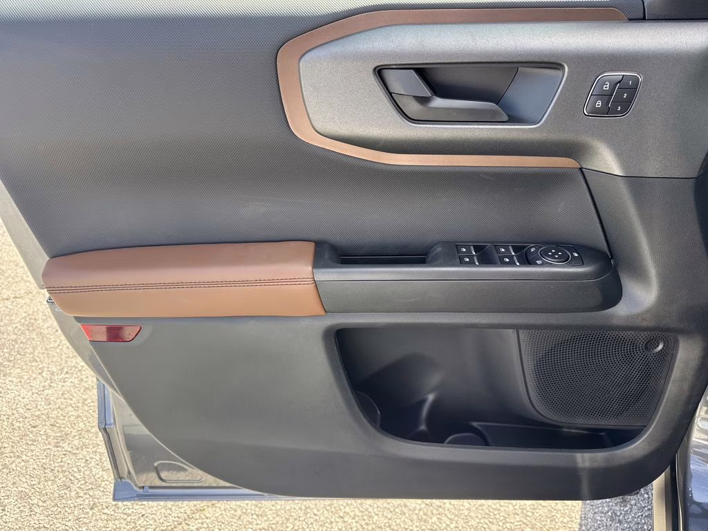 2026 Gray Metallic Ford Bronco Sport Outer Banks 4X4 SUV