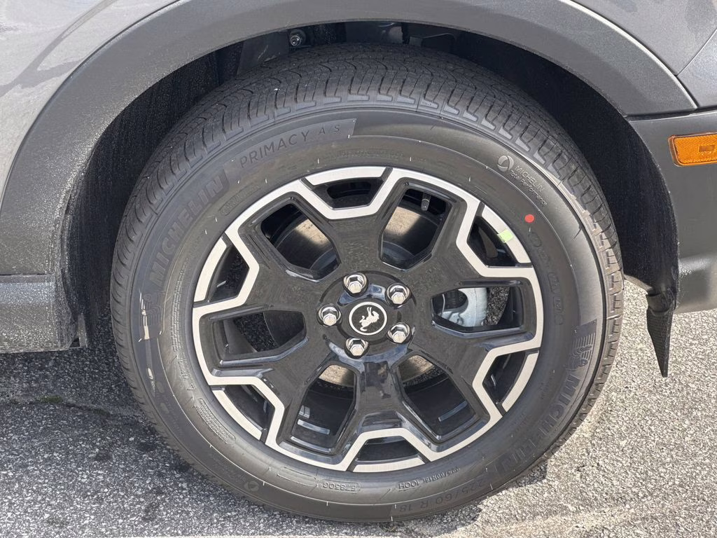 2026 Gray Metallic Ford Bronco Sport Outer Banks 4X4 SUV