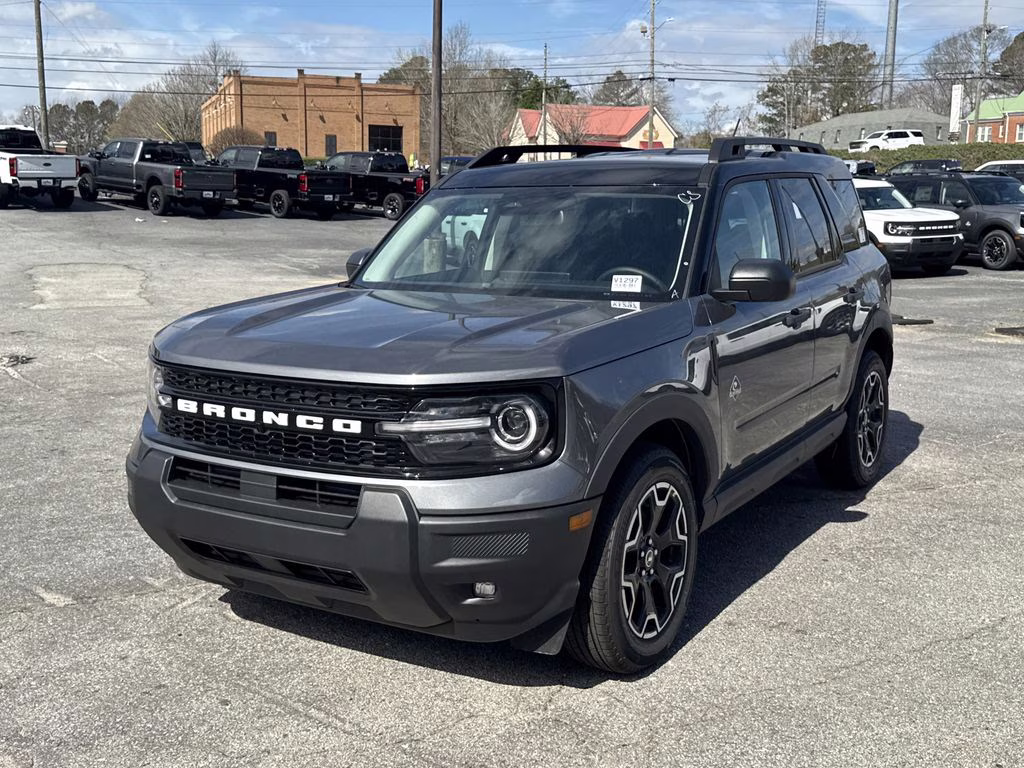 2026 Gray Metallic Ford Bronco Sport Outer Banks 4X4 SUV