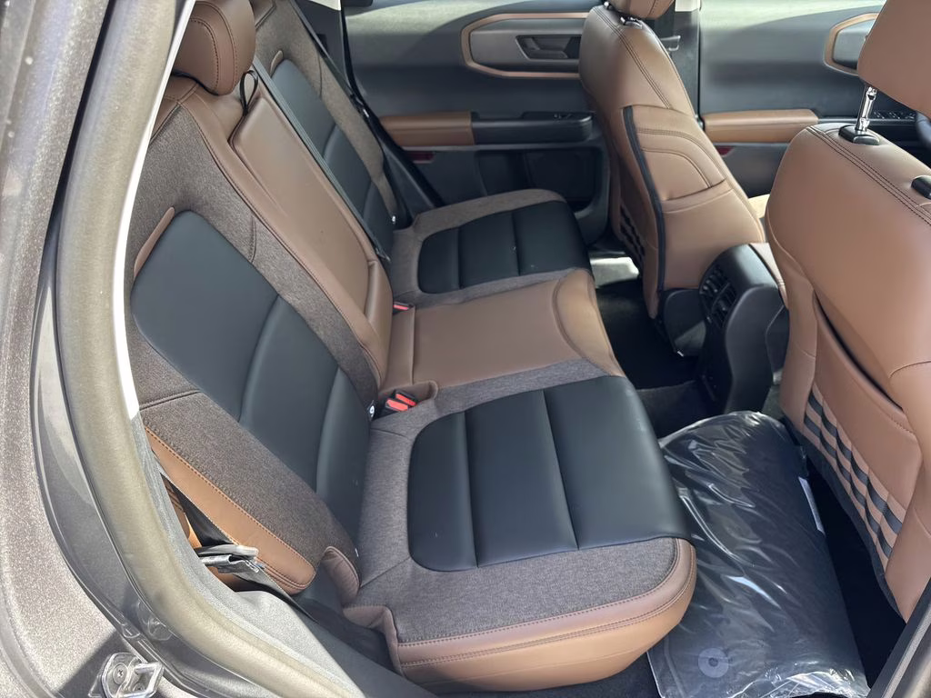 2026 Gray Metallic Ford Bronco Sport Outer Banks 4X4 SUV