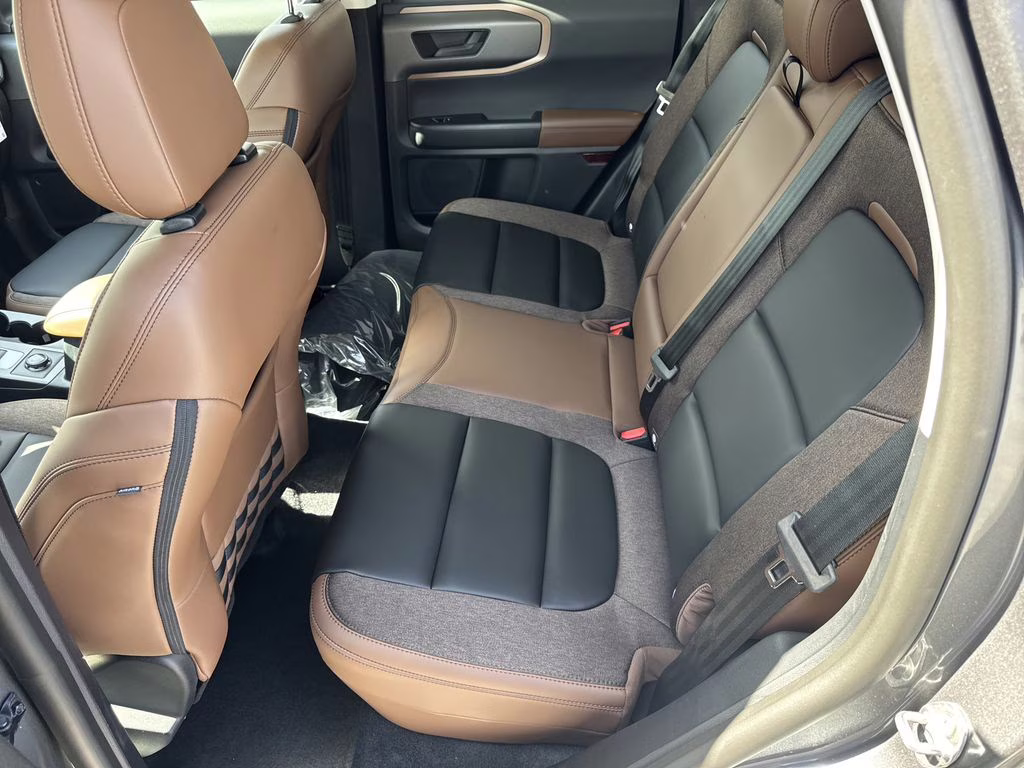 2026 Gray Metallic Ford Bronco Sport Outer Banks 4X4 SUV