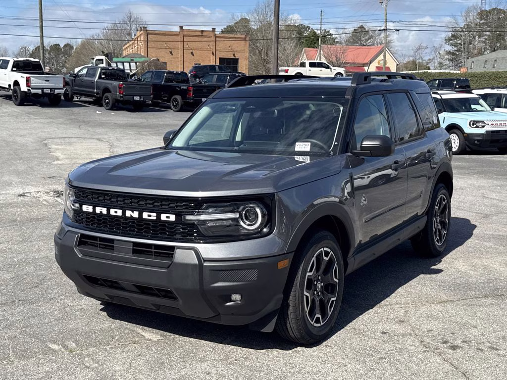 2026 Gray Metallic Ford Bronco Sport Outer Banks 4X4 SUV