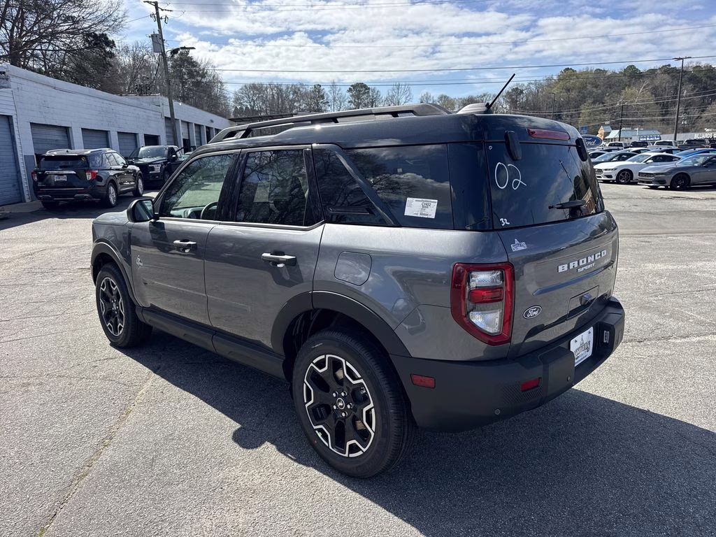 2026 Gray Metallic Ford Bronco Sport Outer Banks 4X4 SUV