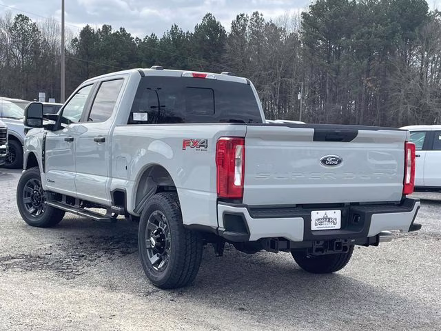 2026 Avalanche Ford Super Duty F-250 SRW XL 4X4 Truck