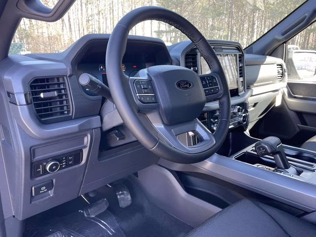 2026 Avalanche Ford F-150 XLT 4X4 Truck