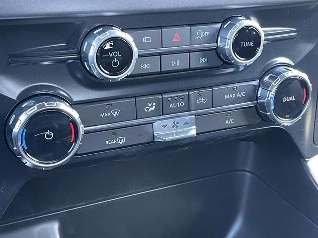 2026 Avalanche Ford F-150 XLT 4X4 Truck