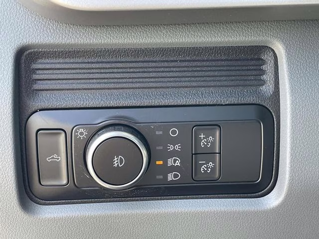 2026 Oxford White Ford Super Duty F-350 DRW XL RWD Truck