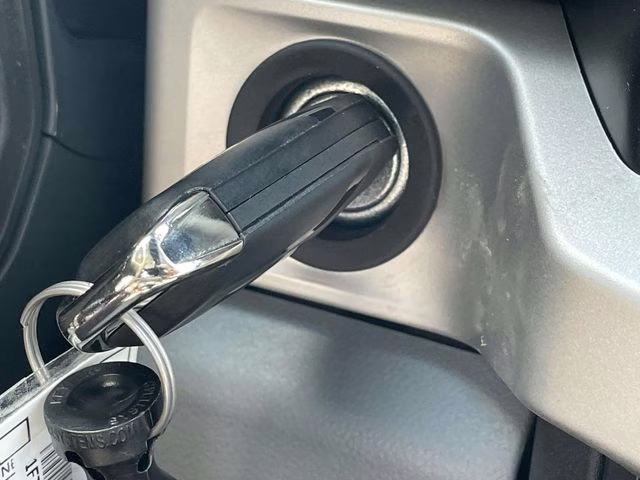 2026 Oxford White Ford Super Duty F-350 DRW XL RWD Truck