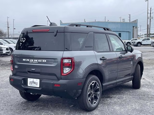 2026 Gray Metallic Ford Bronco Sport Outer Banks 4X4 SUV