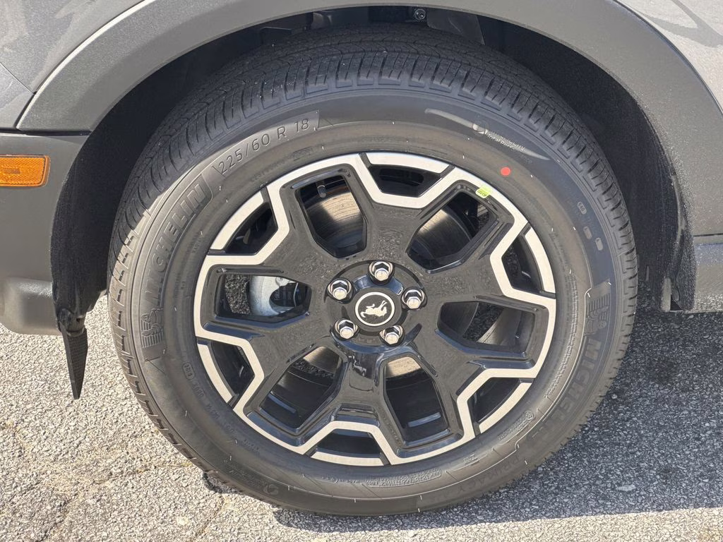 2026 Gray Metallic Ford Bronco Sport Outer Banks 4X4 SUV