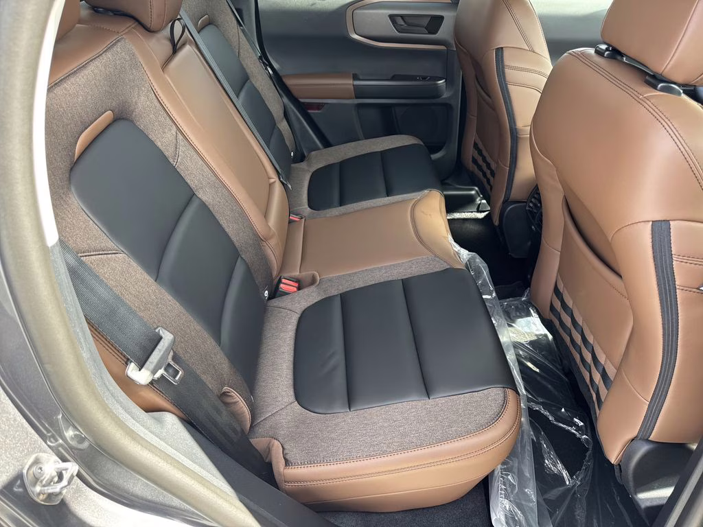 2026 Gray Metallic Ford Bronco Sport Outer Banks 4X4 SUV