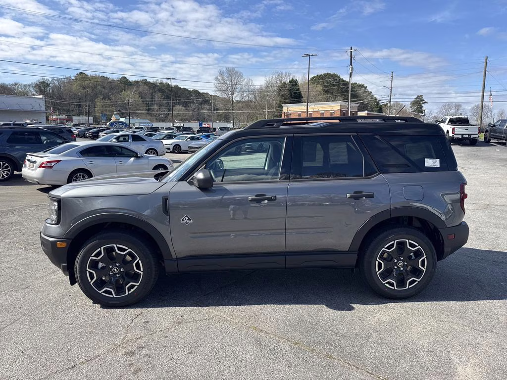 2026 Gray Metallic Ford Bronco Sport Outer Banks 4X4 SUV