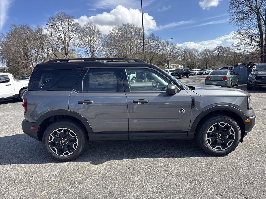 2026 Gray Metallic Ford Bronco Sport Outer Banks 4X4 SUV