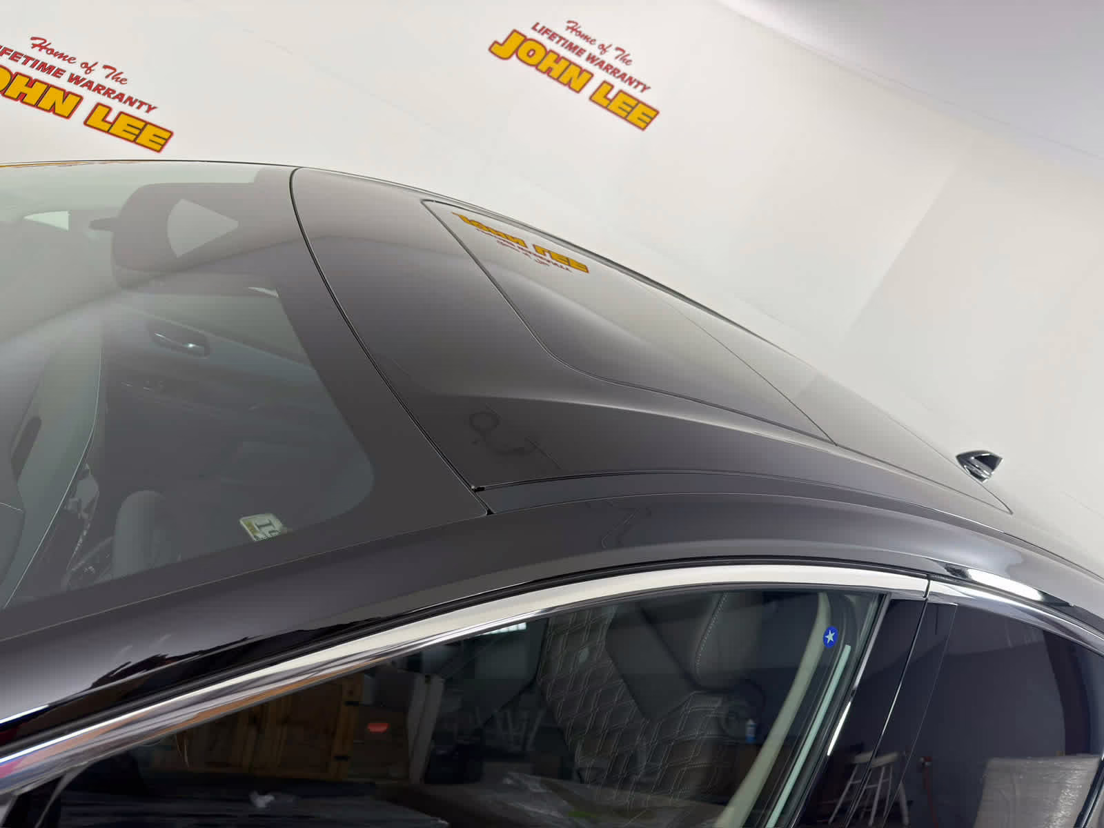 2026 Everest White Pearl Tricoat/Super Black Nissan Murano Platinum AWD SUV