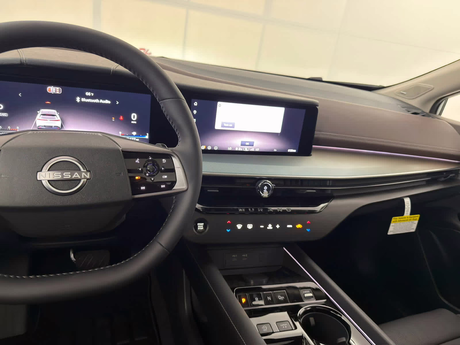 2026 Everest White Pearl Tricoat/Super Black Nissan Murano Platinum AWD SUV