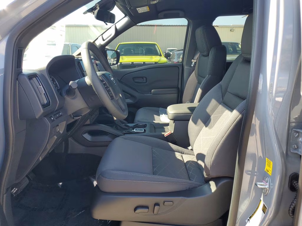 2026 Boulder Gray Pearl Nissan Frontier SV 4X4 Truck