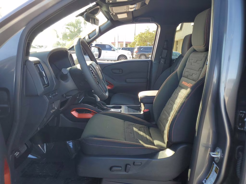 2026 Gun Metallic Nissan Frontier PRO-4X 4X4 Truck