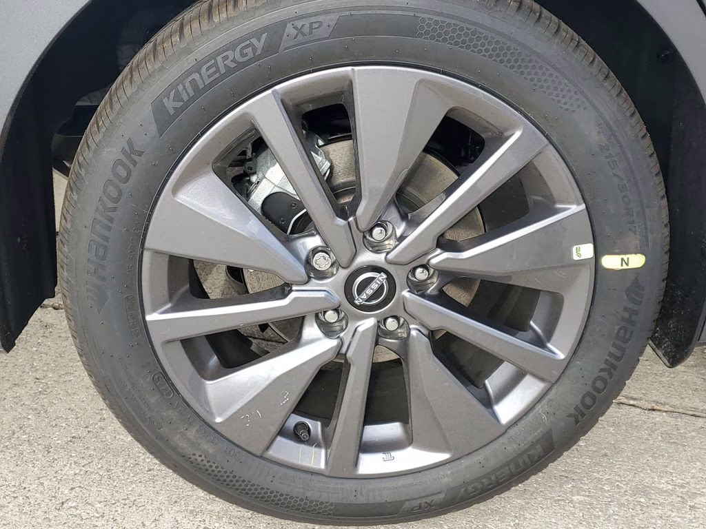 2026 Gun Metallic Nissan Sentra SL FWD Sedan