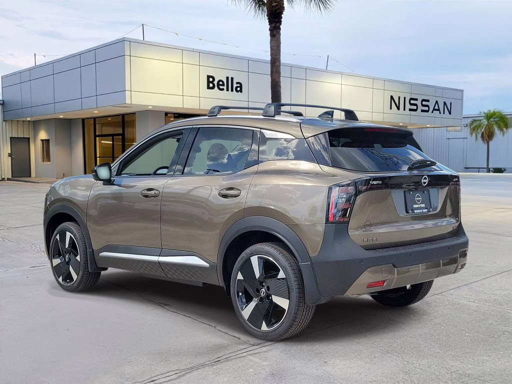2026 Canyon Bronze Metallic Nissan Kicks SR FWD SUV