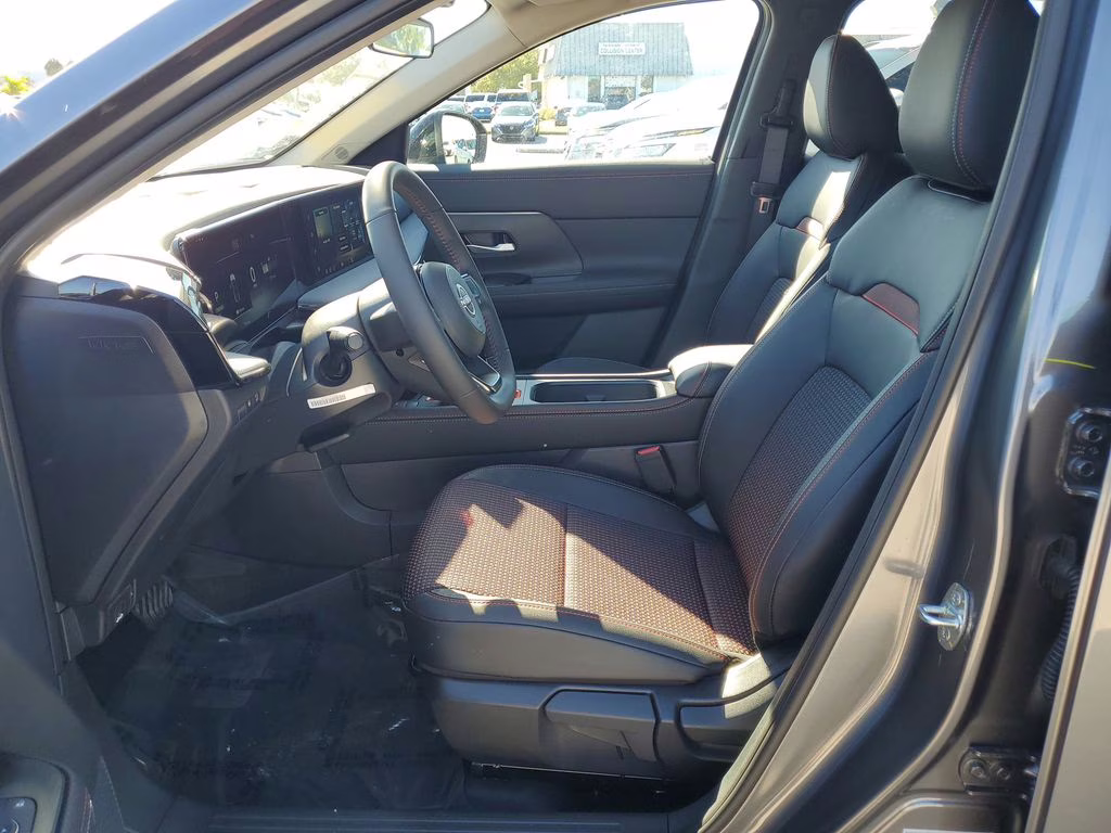2026 Gun Metallic Nissan Kicks SR FWD SUV