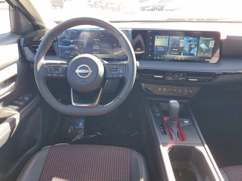 2026 Aspen White/Super Black Nissan Kicks SR FWD SUV