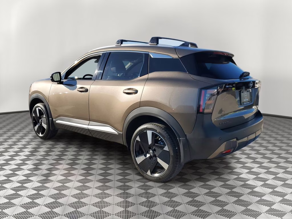 2026 Canyon Bronze Metallic Nissan Kicks SR FWD SUV