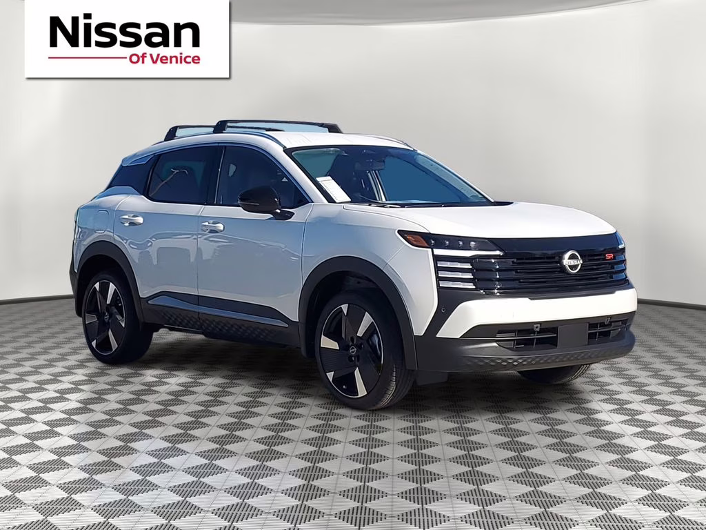 2026 Aspen White Tricoat Nissan Kicks SR FWD SUV