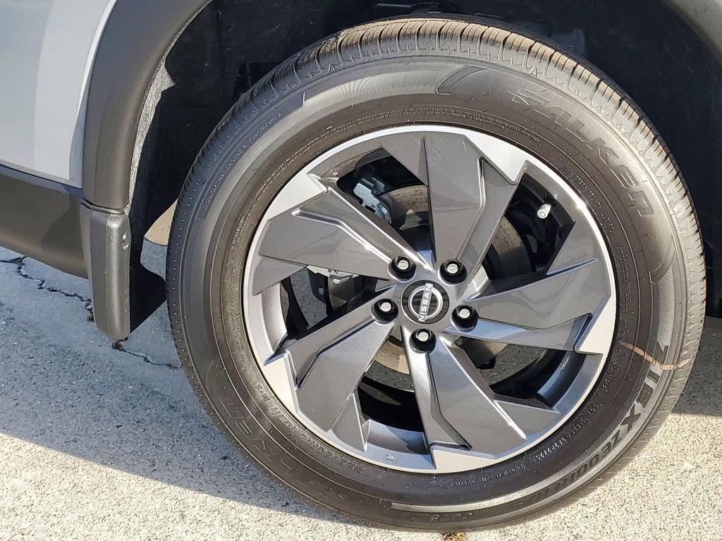 2026 Boulder Gray Pearl Nissan Rogue SV FWD SUV