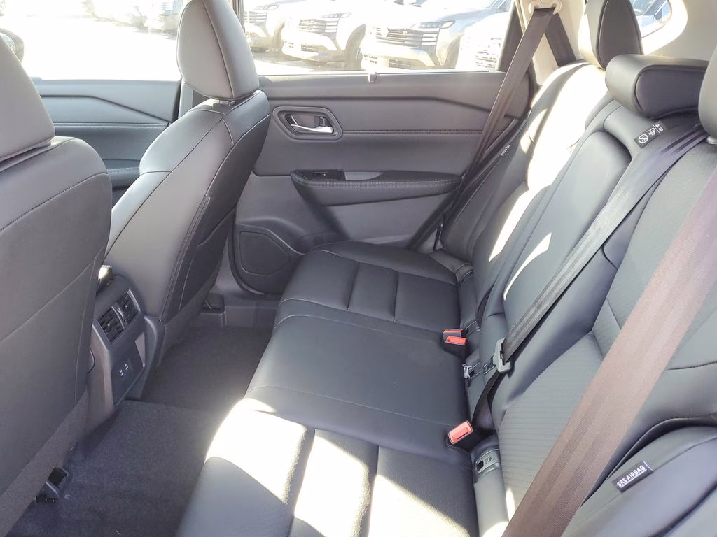 2026 Boulder Gray Pearl Nissan Rogue SV FWD SUV