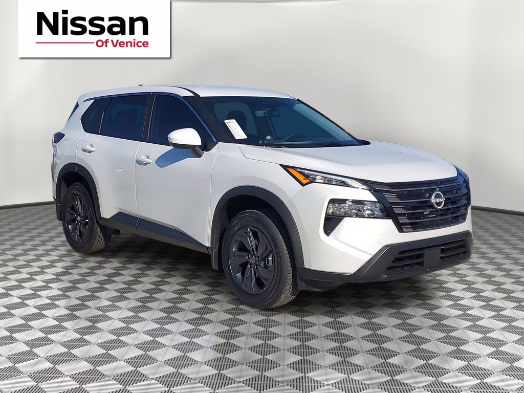2026 Everest White Pearl Tricoat Nissan Rogue SV FWD SUV