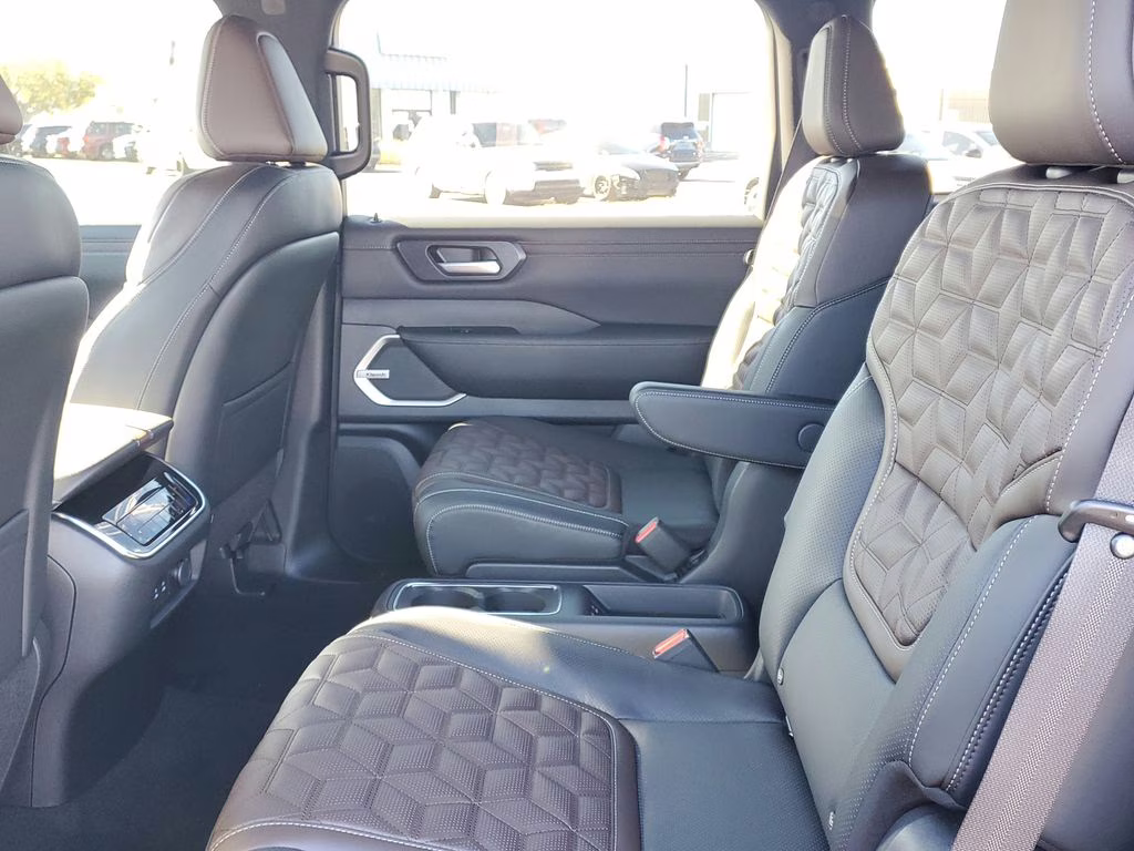 2026 Super Black Nissan Armada Platinum Reserve 4X4 SUV