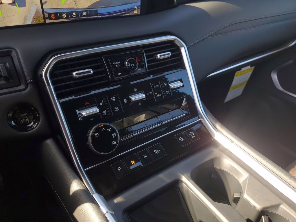 2025 Nissan Armada Platinum Reserve - Photo 14