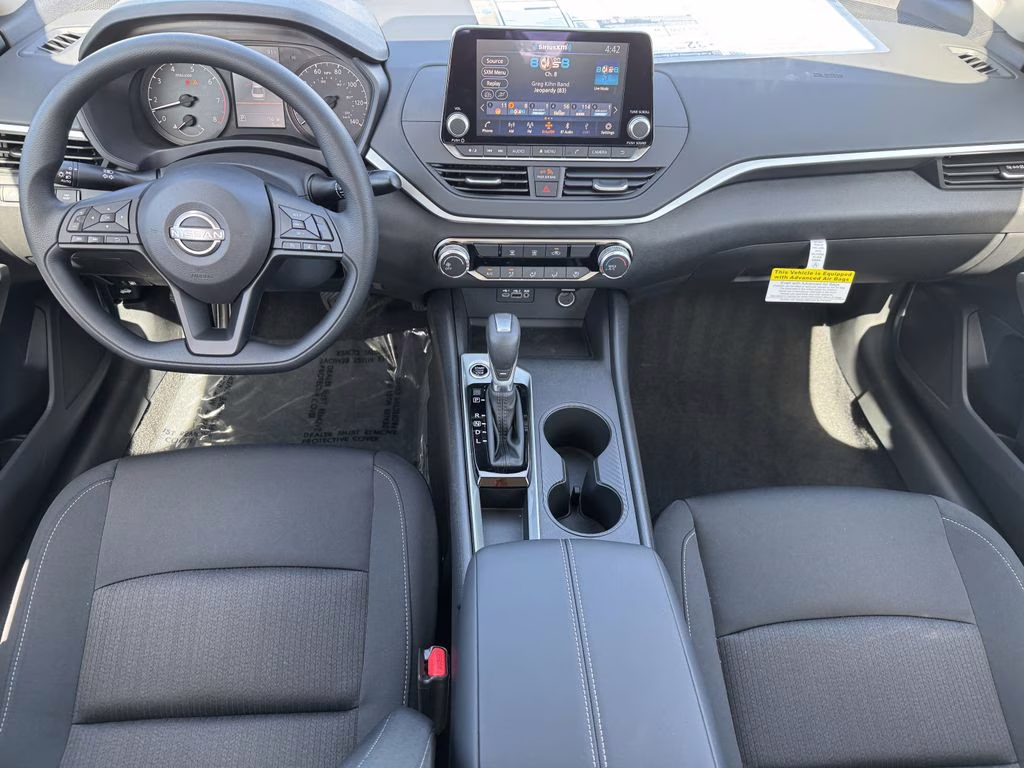 2025 Glacier White Nissan Altima 2.5 S FWD Sedan