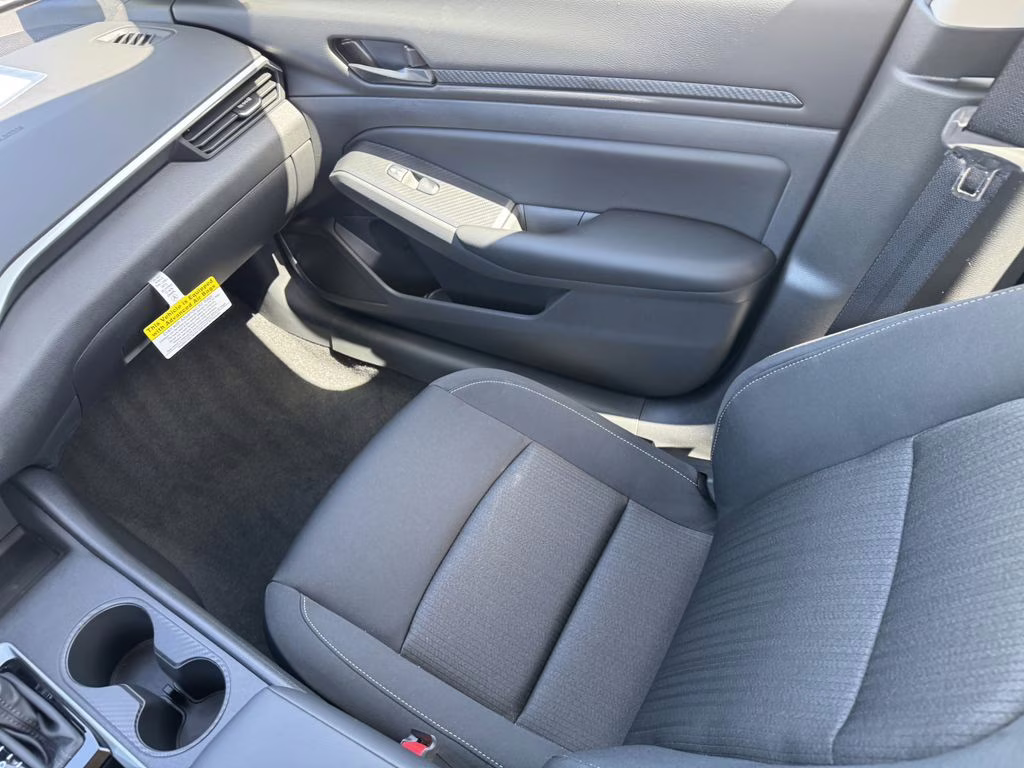 2025 Glacier White Nissan Altima 2.5 S FWD Sedan