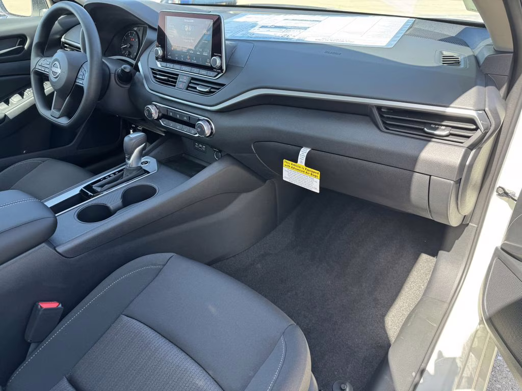 2025 Glacier White Nissan Altima 2.5 S FWD Sedan