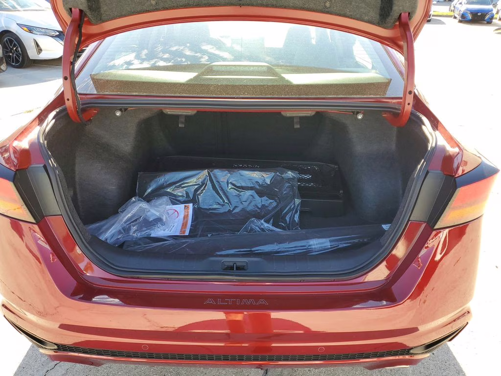 2025 Scarlet Ember Nissan Altima 2.5 SL FWD Sedan