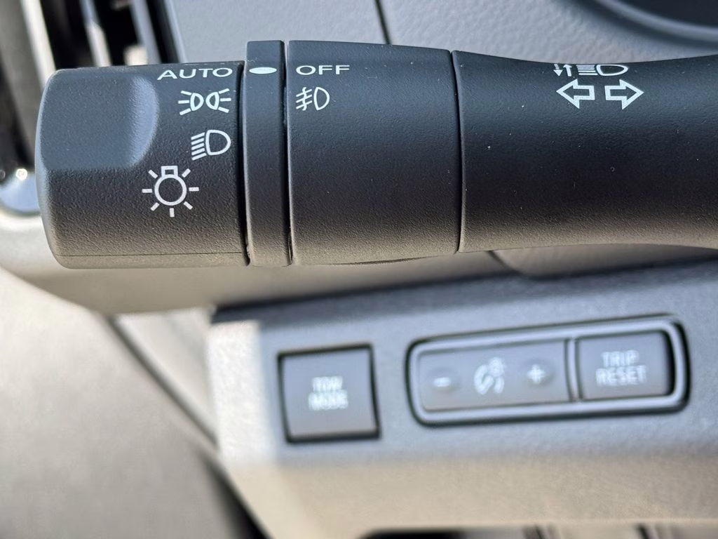 2025 Tactical Green Metallic Nissan Frontier PRO-X RWD Truck