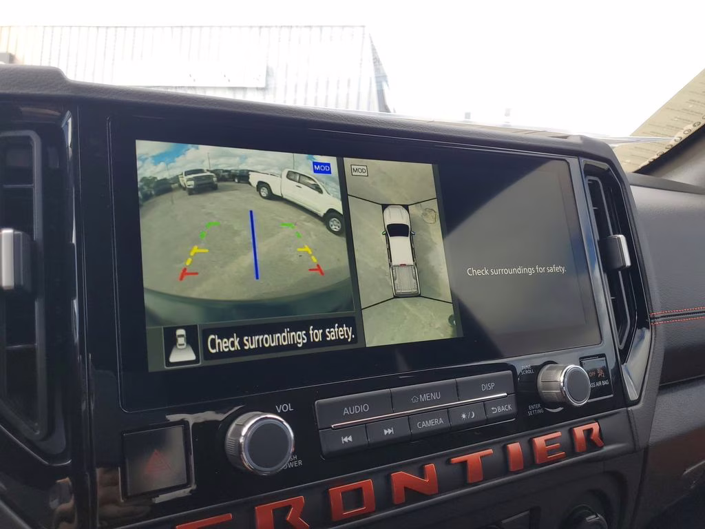 2026 Glacier White Nissan Frontier PRO-4X 4X4 Truck