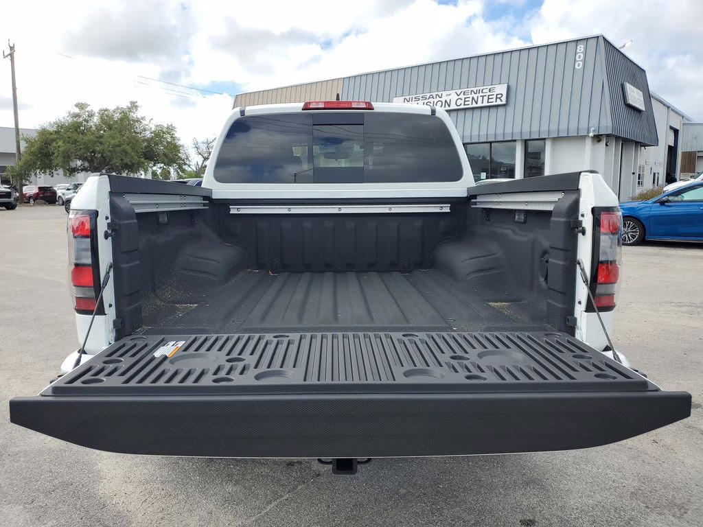 2026 Glacier White Nissan Frontier PRO-4X 4X4 Truck